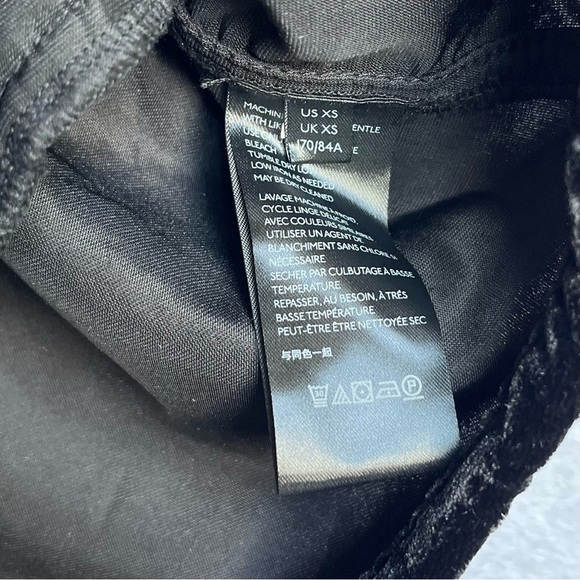 Free People Ivy Velvet Mini Dress Sz XS Babydoll Black Witchy Goth Emo READ - Picture 10 of 14